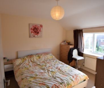 1 bed Apartment - To Let - Photo 4