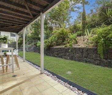 Spacious Double Brick Family Home with Pool & Dual Living Potential... - Photo 4