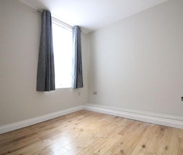 5 bedroom terraced house to rent - Photo 3