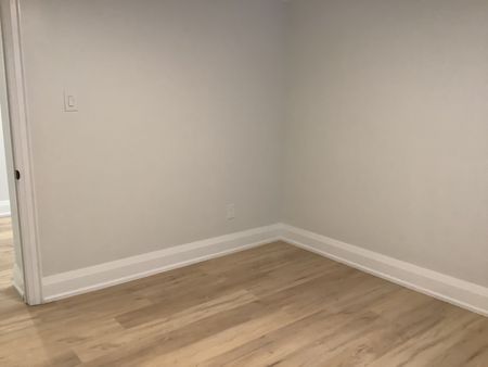 For Lease - 229 West 18th Street Unit# 2, Hamilton, Ontario - Photo 2