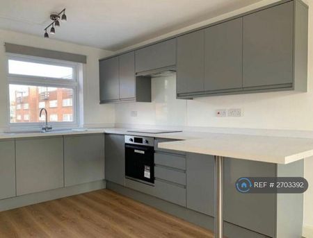 1 bedroom flat to rent - Photo 5