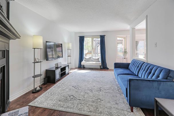 For Lease - 236 Mccaffrey Road, Newmarket, Ontario - Photo 1