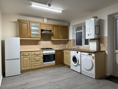 1 bedroom apartment to rent - Photo 4