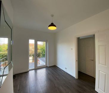 Westward Road, London E4 - Photo 1