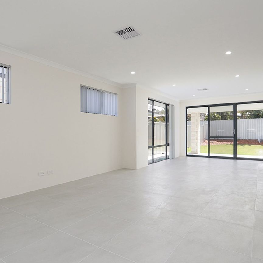 480b Marmion Street, - Photo 1