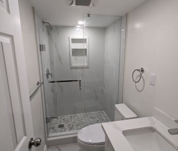 For Lease - 903 Tenth Street Unit# Lower, Mississauga, Ontario - Photo 6