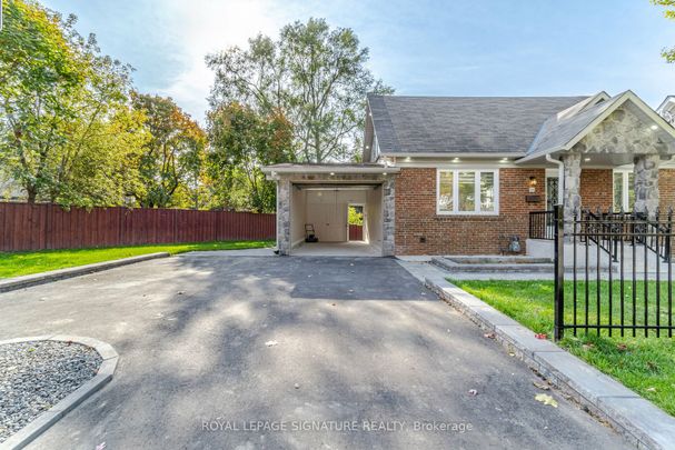 Detached Home For Lease | C7248682 - Photo 1