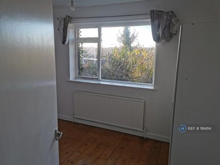 3 bedroom bungalow to rent - Photo 5