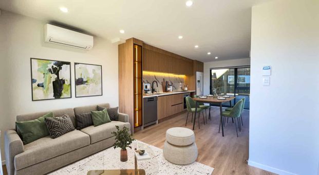 Two bedroom townhouse - brand new! - Photo 1