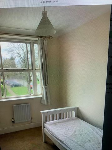 3 Bed Semi-Detached House, Metchley Lane, B17 - Photo 2