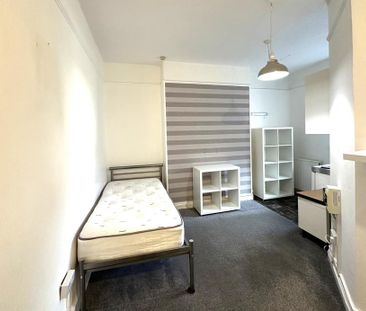 1 bedroom house of multiple occupation to rent - Photo 1