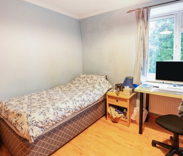 Queens Drive, Bath, BA2 - Photo 1