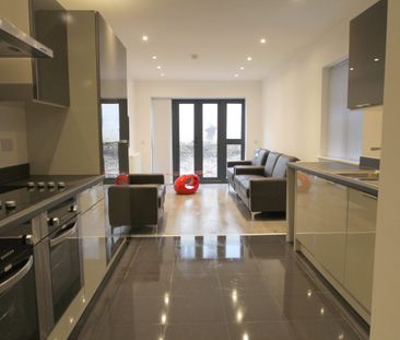 Cyprian house, Monthermer road, Monthermer Road - Photo 2