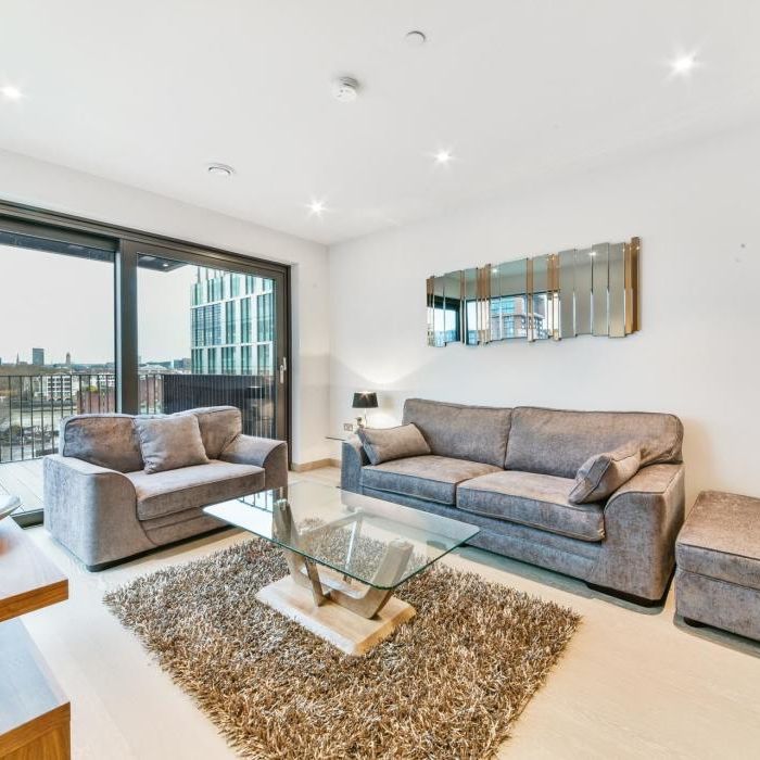 1 Bed Flat, Viaduct Gardens, SW11 - Photo 1