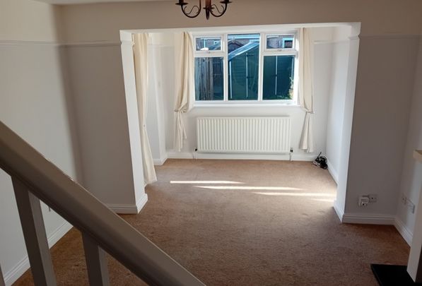 27 Woodhill Avenue, Gainsborough, DN21 1FB - Photo 1