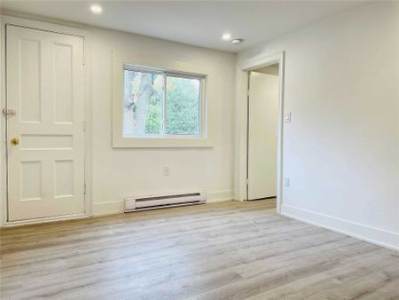 For Lease - 18 River Drive, East Gwillimbury, Ontario - Photo 3