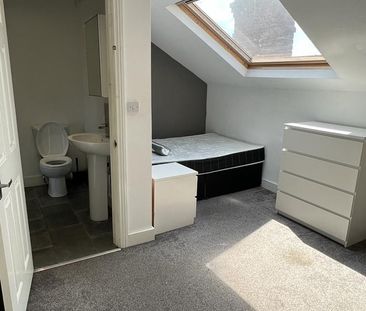 8 Bed Terraced House, Headingley Mount, LS6 - Photo 6