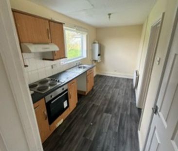 2 bedroom semi-detached house to rent - Photo 6