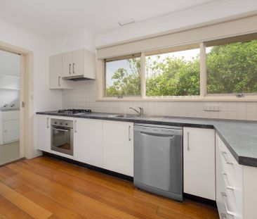 3/9 Binnie Street, Brighton East VIC 3187 - Villa For Rent | Domain - Photo 6