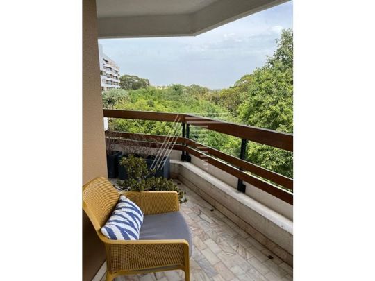 2 room luxury Apartment for rent in Oeiras, Lisbon - Photo 1