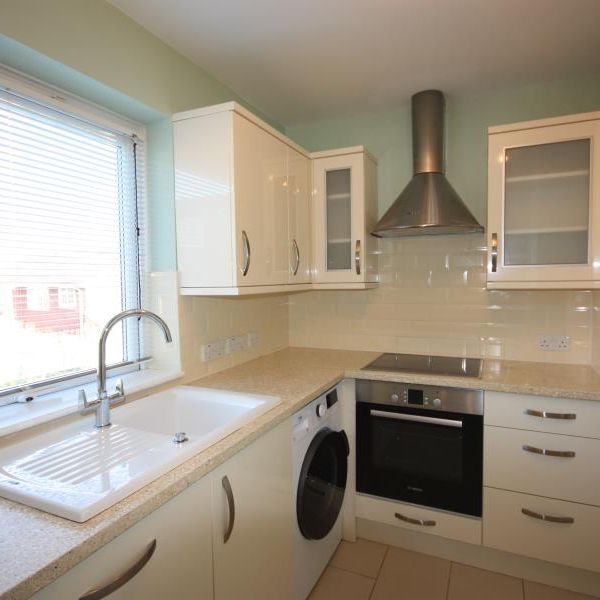 Jolive Court, Guildford - 2 bedrooms Property for lettings - Seymours - Photo 1