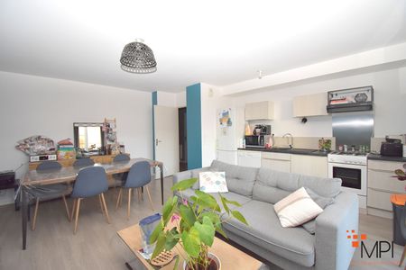 Location Appartement 3 pièces 62m² - Photo 3