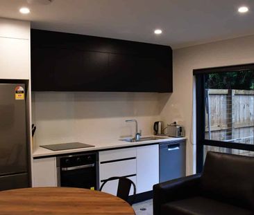 Fully Furnished Studio Room - Photo 3