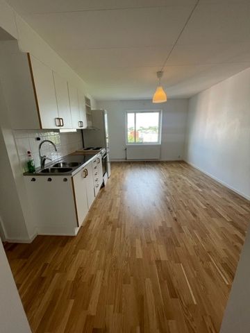 Bjursätragatan, Bandhagen - Photo 4