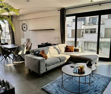 Appartement te huur - Photo 1