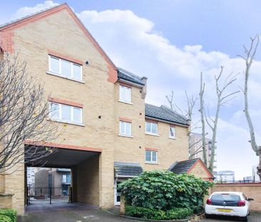 3 bedroom terraced house to rent - Photo 2