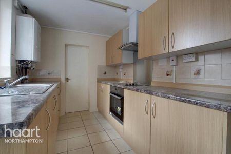 2 bedroom terraced house to rent - Photo 4
