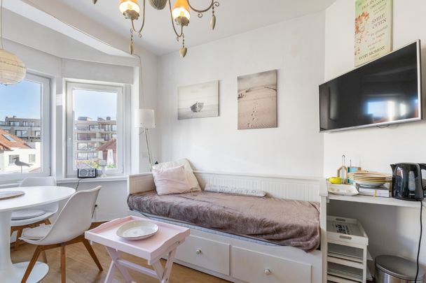 Gemeubeld appartement te huur in centrum van Koksijde - Photo 1