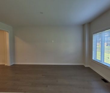 For Lease - 65 Federica Crescent, Wasaga Beach, Ontario - Photo 1