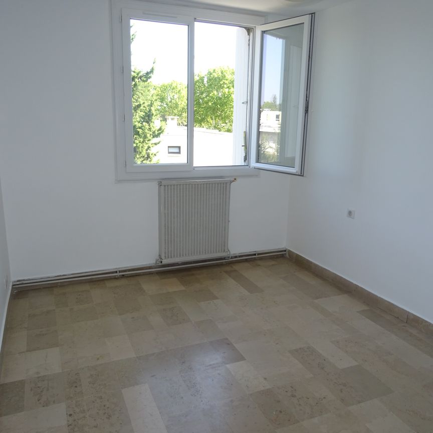 Location Appartement 5 pièces 90m² MONTPELLIER 34000 - Photo 1