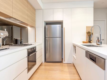 Designer Two Bedroom Residence In Amara Residences' - Photo 2