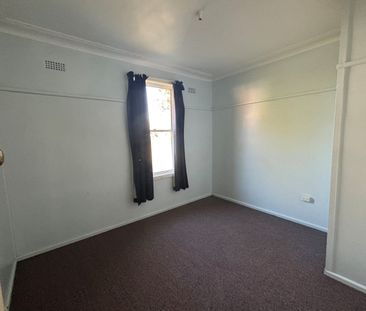 WALKING DISTANCE TO CBD - Photo 3