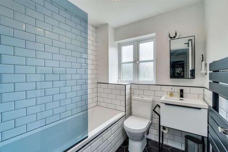 Freedom Square, Greenbank, Plymouth, PL4 - Photo 2