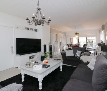 Gezellige woning, 4 slpk., inpandige garage, tuin - Photo 4