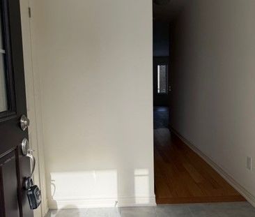 For Lease - 20 Bushwood Trail, Brampton, Ontario - Photo 3