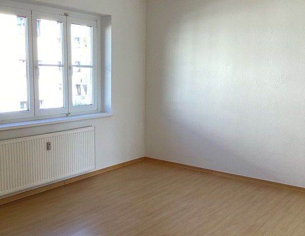 Gepflegte 2 Zimmer Wohnung! - Foto 1
