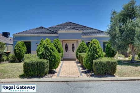 18 Cathedral Link, AUBIN GROVE WA 6164 - Photo 5
