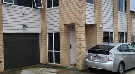 4 Bedroom house - 31B Pah Rd. Papatoetoe - Photo 5