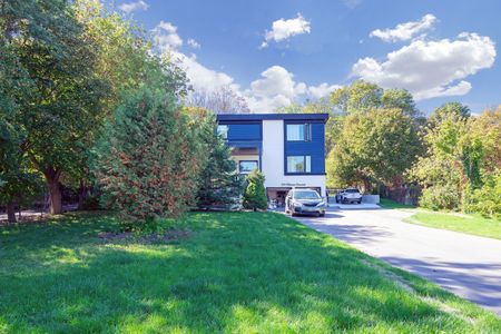 For Lease - 696 Hillview Crescent, Pickering, Ontario - Photo 3