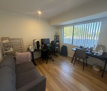 Spacious Home Waiting for You&excl; - Photo 3