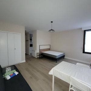 Location Appartement 1 pièce 33m² LA GUERCHE DE BRETAGNE 35130 - Photo 2