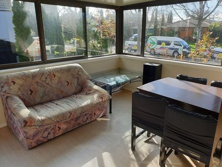 Spacious quiet 4bdrm fully furnished Short term - Photo 2