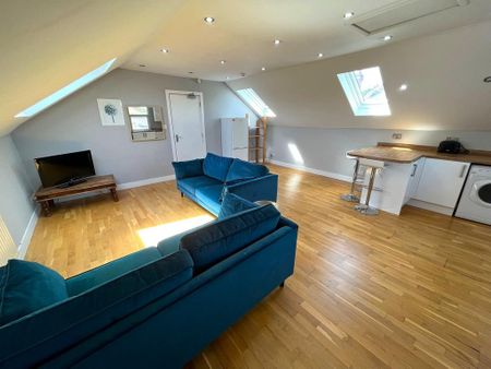 3 bedroom duplex to rent - Photo 2