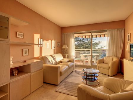 Location Appartement 2 pièces 49m² NICE 06100 - Photo 2