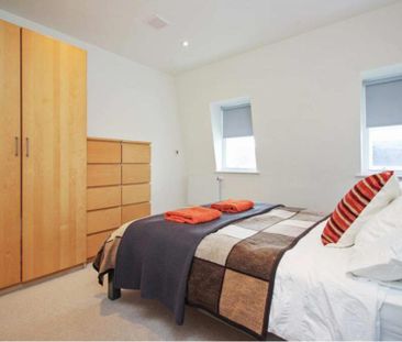 2 bedroom flat to rent - Photo 4