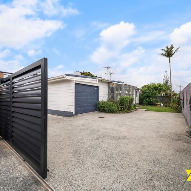 Modern Comfort and Convenience in a Prime Central Location - Photo 1